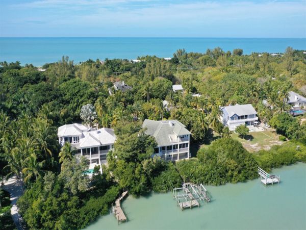 Luxury Captiva Island Bayfront 3 Bedroom Rental Home With Pool