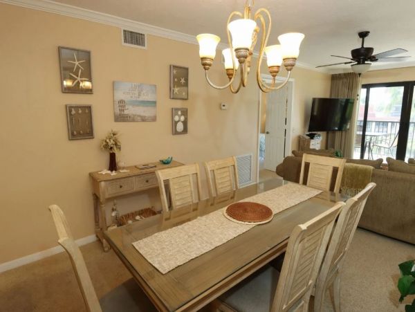 Sanibel two Bedroom Rental at the Beach with Pool
