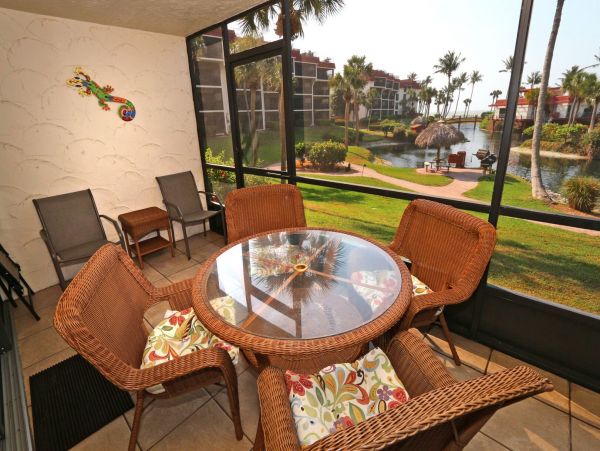 Stunning Sanibel Beachfront Vacation Condo Three Bedrooms