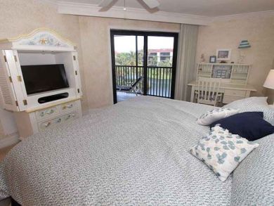 Master Bedroom - King Bed