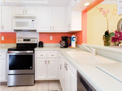 Sanibel Vacation Condo Sleeps Five Guests.