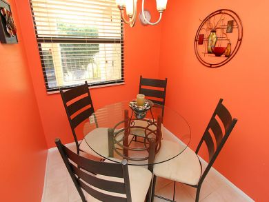 Sanibel Vacation Condo Sleeps Five Guests.