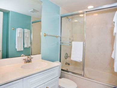 Sanibel Rental On Beach- Updated with Two Bedrooms Plus Den