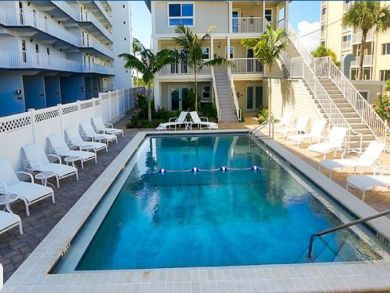 Fort Myers Vacation Condo Sleeps Four Guests