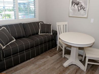 Fort Myers Vacation Condo Sleeps Four Guests