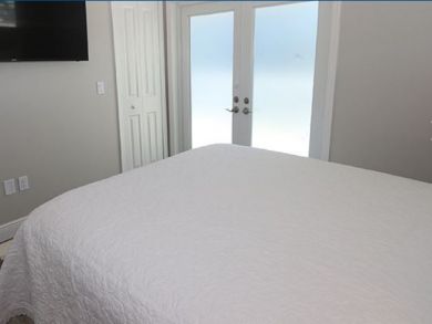 Fort Myers Vacation Condo Sleeps Four Guests