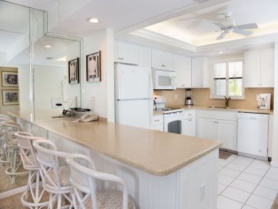 Sanibel Island 2 Bedroom Gulf Front With View Pool Sleeps 6