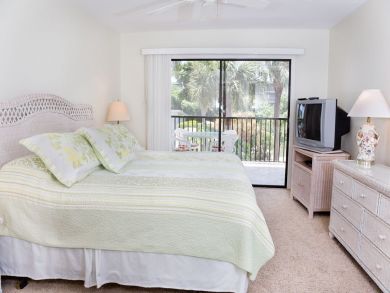 Sanibel Island 2 Bedroom Gulf Front With View Pool Sleeps 6