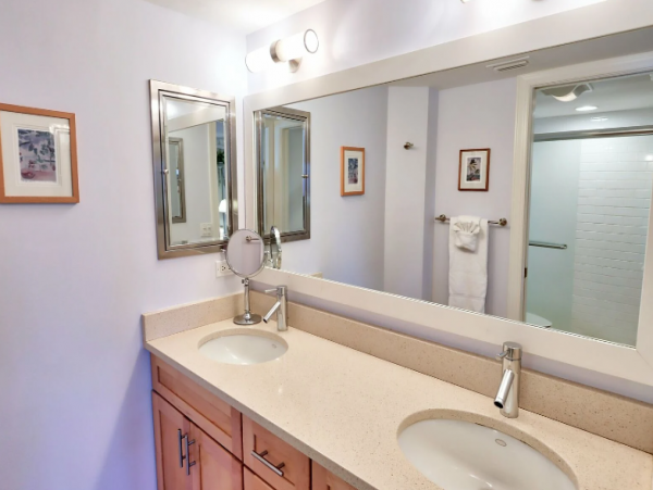Charming Vacation Condo Walk to Beach in Sanibel! 6 Guests
