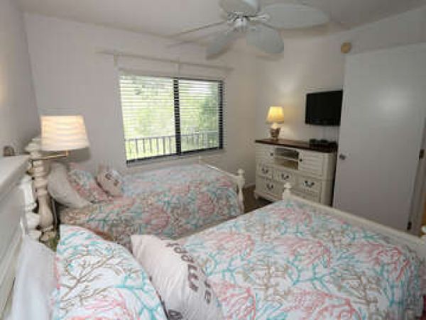Sanibel Island Beach Vacation Condo- At The Beach