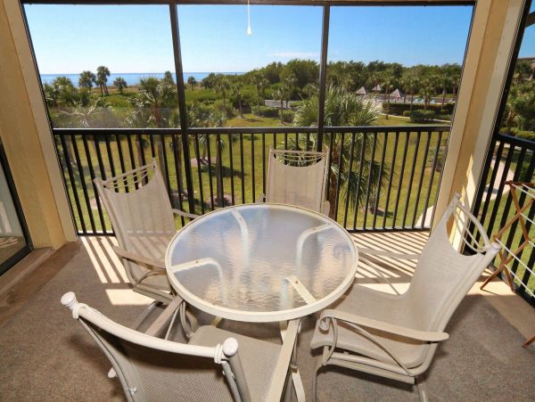 Gulf-Front 2 Bedroom Vacation Rental