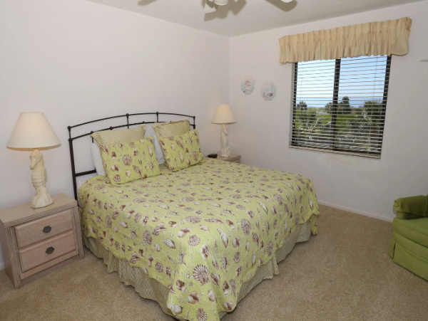 Gulf-Front 2 Bedroom Vacation Rental