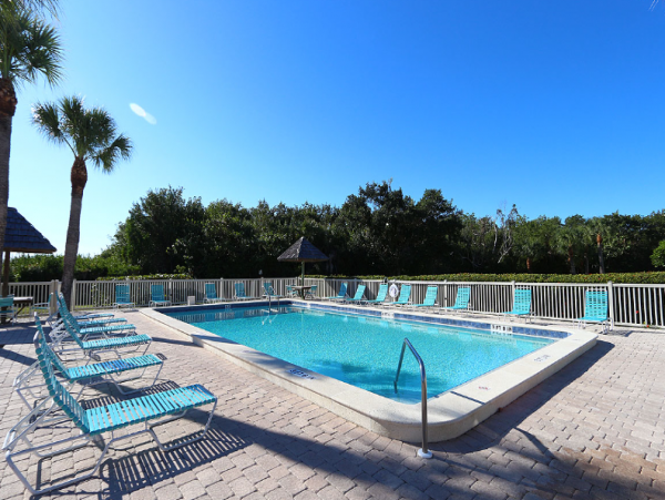 Gulf-Front 2 Bedroom Vacation Rental