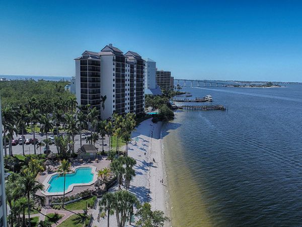 Fort Myers Vacation Rental Great Amenities!