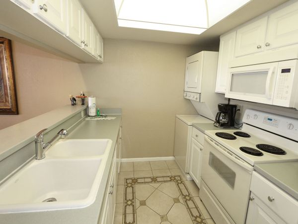 Fort Myers Vacation Rental Great Amenities!