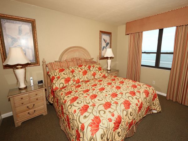 Fort Myers Vacation Rental Great Amenities!