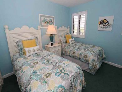Fort Myers Wonderful Vacation Condo Just a Hit of a Rental