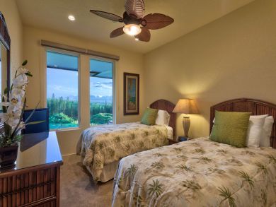 Twin Bedroom