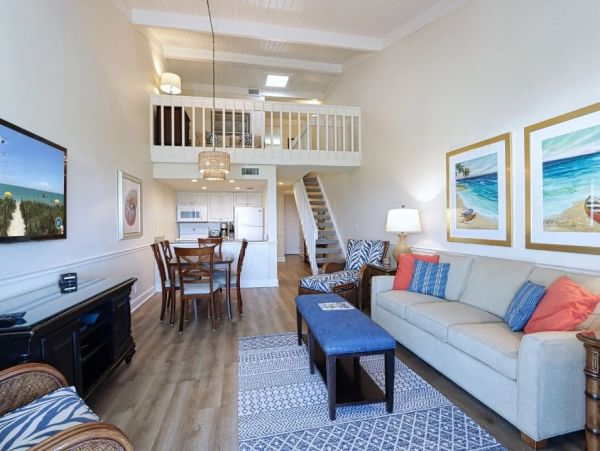 Captiva 2 Bedroom Condo Sleeps 6 Walk to Beach Gulf View