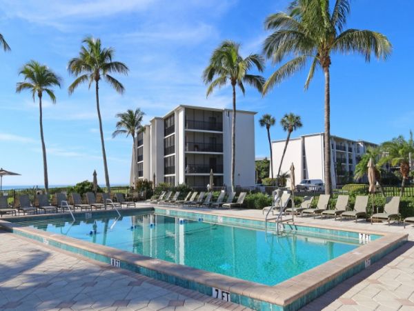 Sanibel 2 Bedroom Beach Condo Gulf Front Sleeps Six Guests