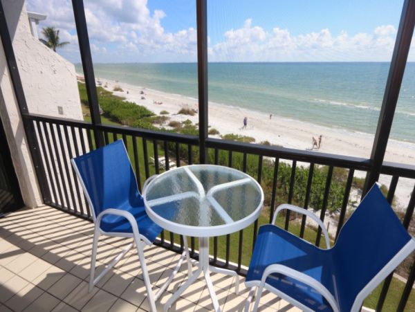 Sanibel 2 Bedroom Beach Condo Gulf Front Sleeps Six Guests