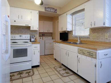 Three Bedroom Pool Home in Bradenton