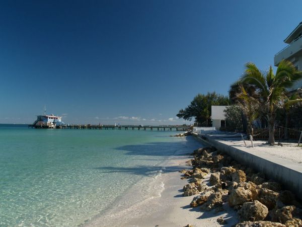 Bradenton Vacation Home Private Pool & Short Walk To Beach