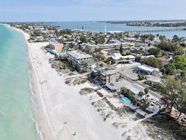 Bradenton Vacation Home Private Pool & Short Walk To Beach
