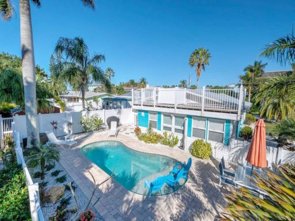 Bradenton Vacation Home Private Pool & Short Walk To Beach