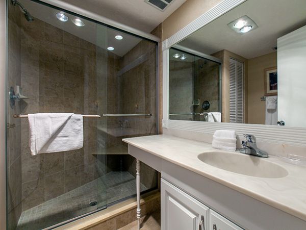 SIESTA KEY 2 BEDROOM CONDO PARTIAL GULF VIEW
