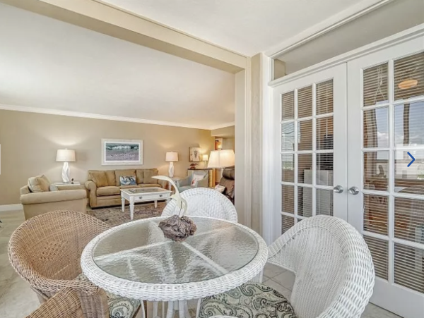 Lovely Two Bedroom Magnificent Vacation Condo