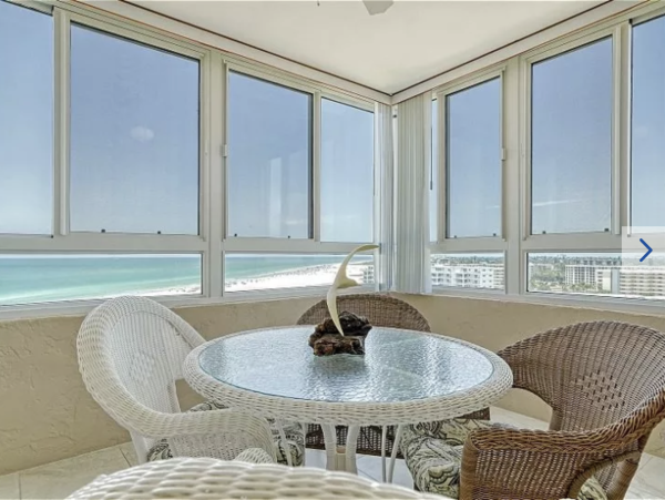 Lovely Two Bedroom Magnificent Vacation Condo