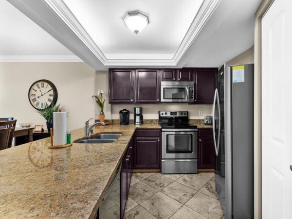 Beautiful 2 Bedroom Condo with Partial Gulf View