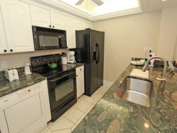 Sanibel Condo 888873