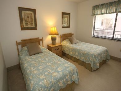 Twin Bedroom