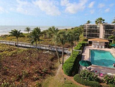 Sanibel Island Two Bedroom Rental at Beach Luxury  Views !