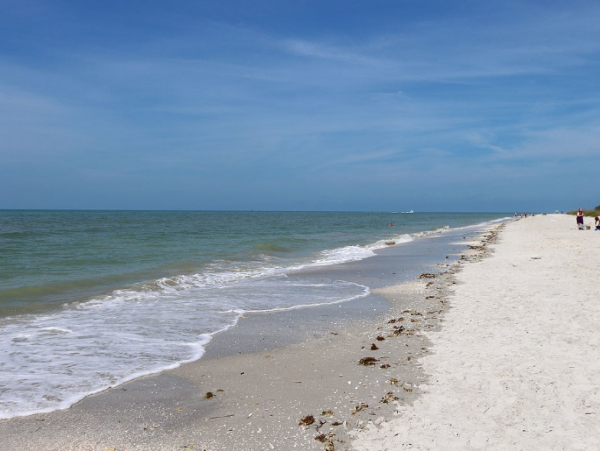 Charming Sanibel Vacation Condo with Partial Ocean Views