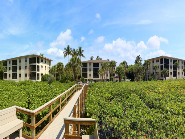 Charming Sanibel Vacation Condo with Partial Ocean Views