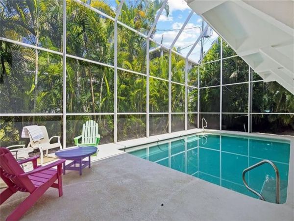 Captiva Island 5 Bedroom Rental Sleeps 14 with  Private Pool