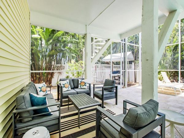Captiva Island 5 Bedroom Rental Sleeps 14 with  Private Pool