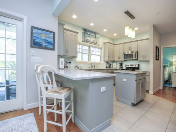 Captiva Island 5 Bedroom Rental Sleeps 14 with  Private Pool