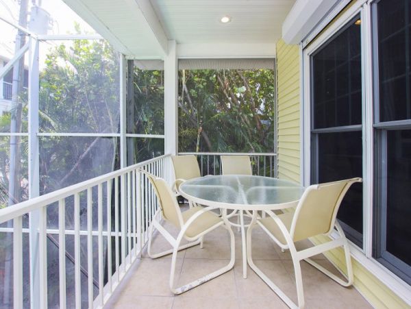 Captiva Island 5 Bedroom Rental Sleeps 14 with  Private Pool