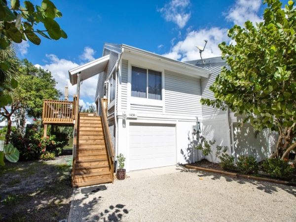 Lake Views Sanibel Vacation Home Two Bedroom