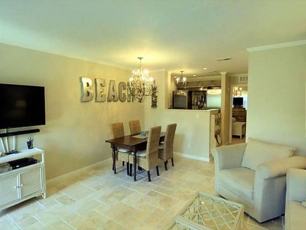 Charming Sanibel Retreat Steps from the Beach