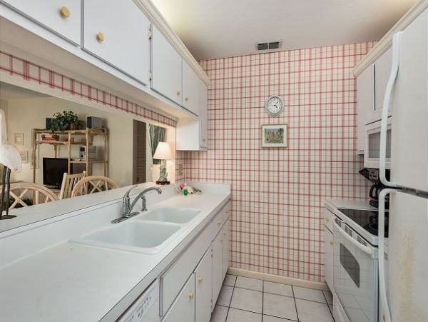 On Beach Sanibel Vacation Condo Two Bedrooms Sleeps Six