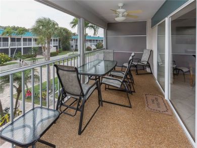 Sanibel Vacation Condo Sleeps Six Guests.