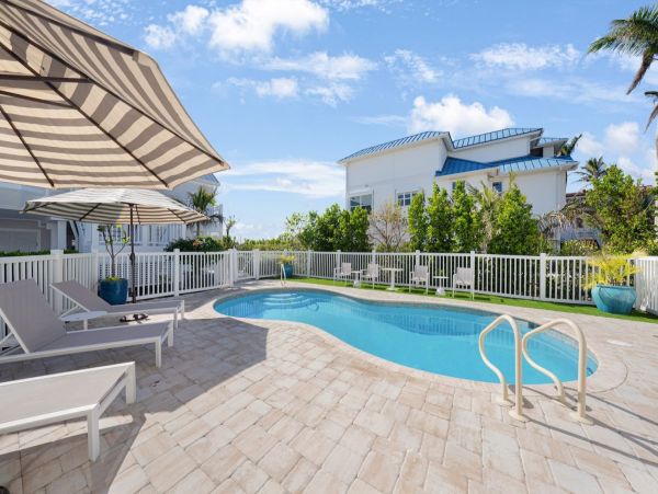 Sanibel Beachfront Four Bedroom Townhome Sleeps 8 Guests