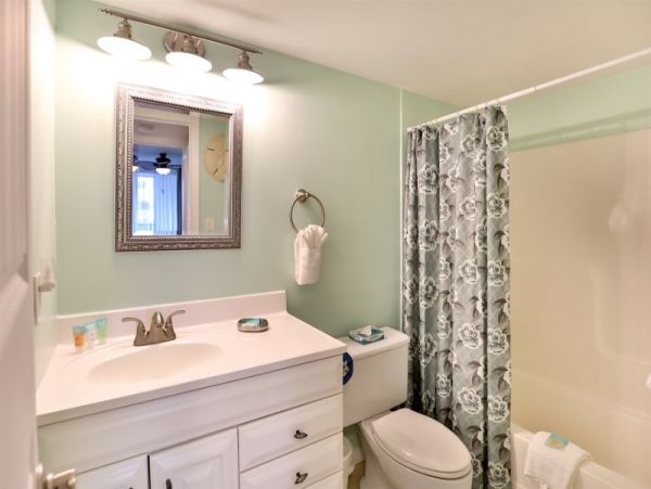Privately Owned Sundial Resort unit limited amenities