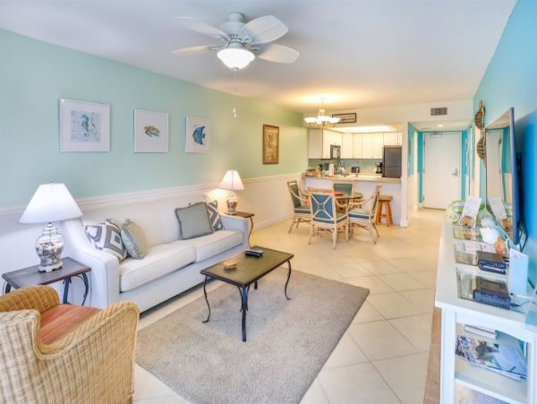 Privately Owned Sundial Resort unit limited amenities