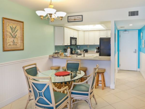 Privately Owned Sundial Resort unit limited amenities